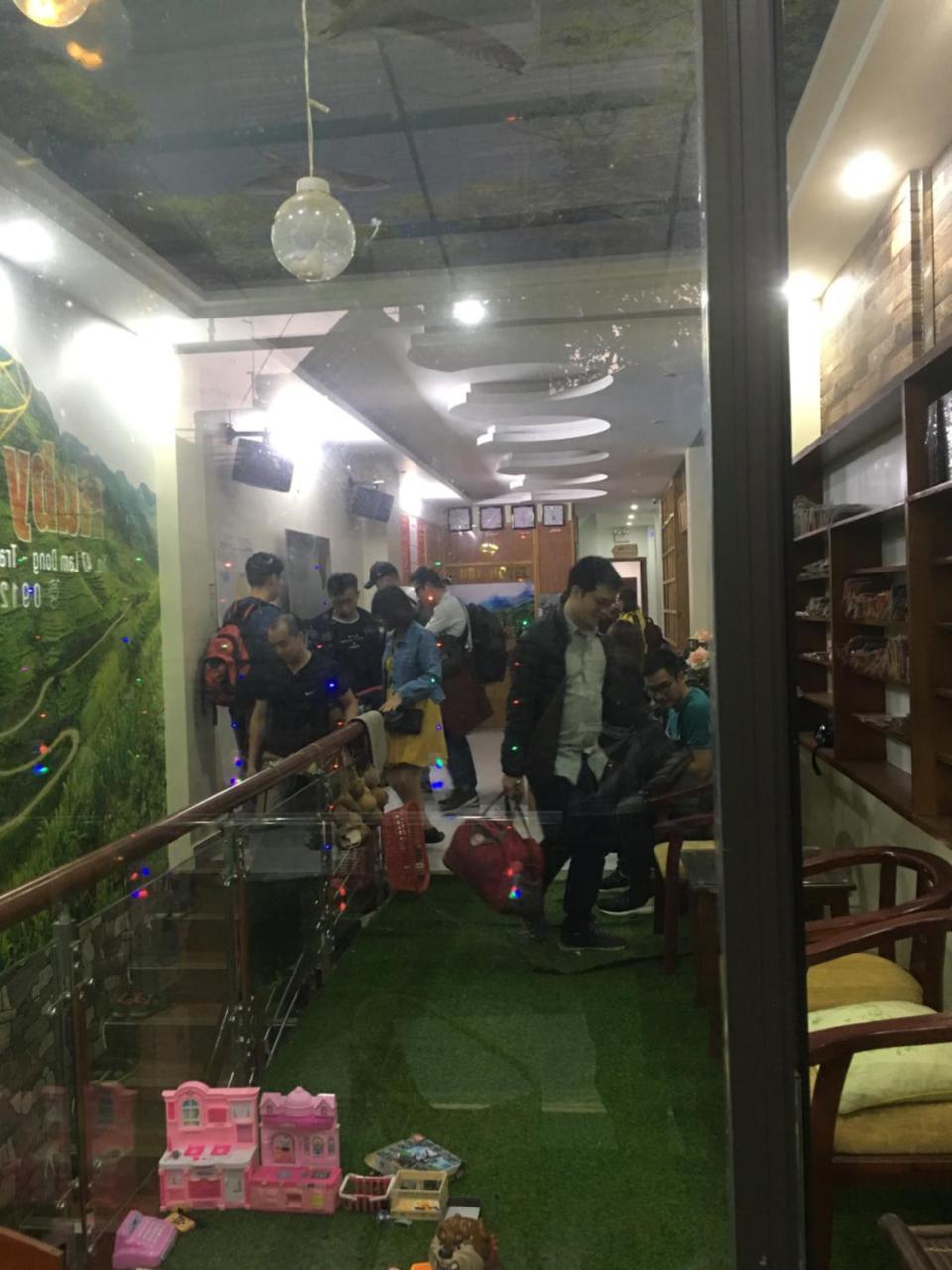 Ruby Hostel Ha Giang Kültér fotó